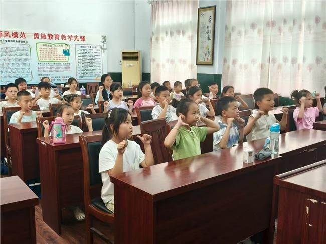 合工大电气学院水阳镇支教：大学生点亮皖南乡村教育