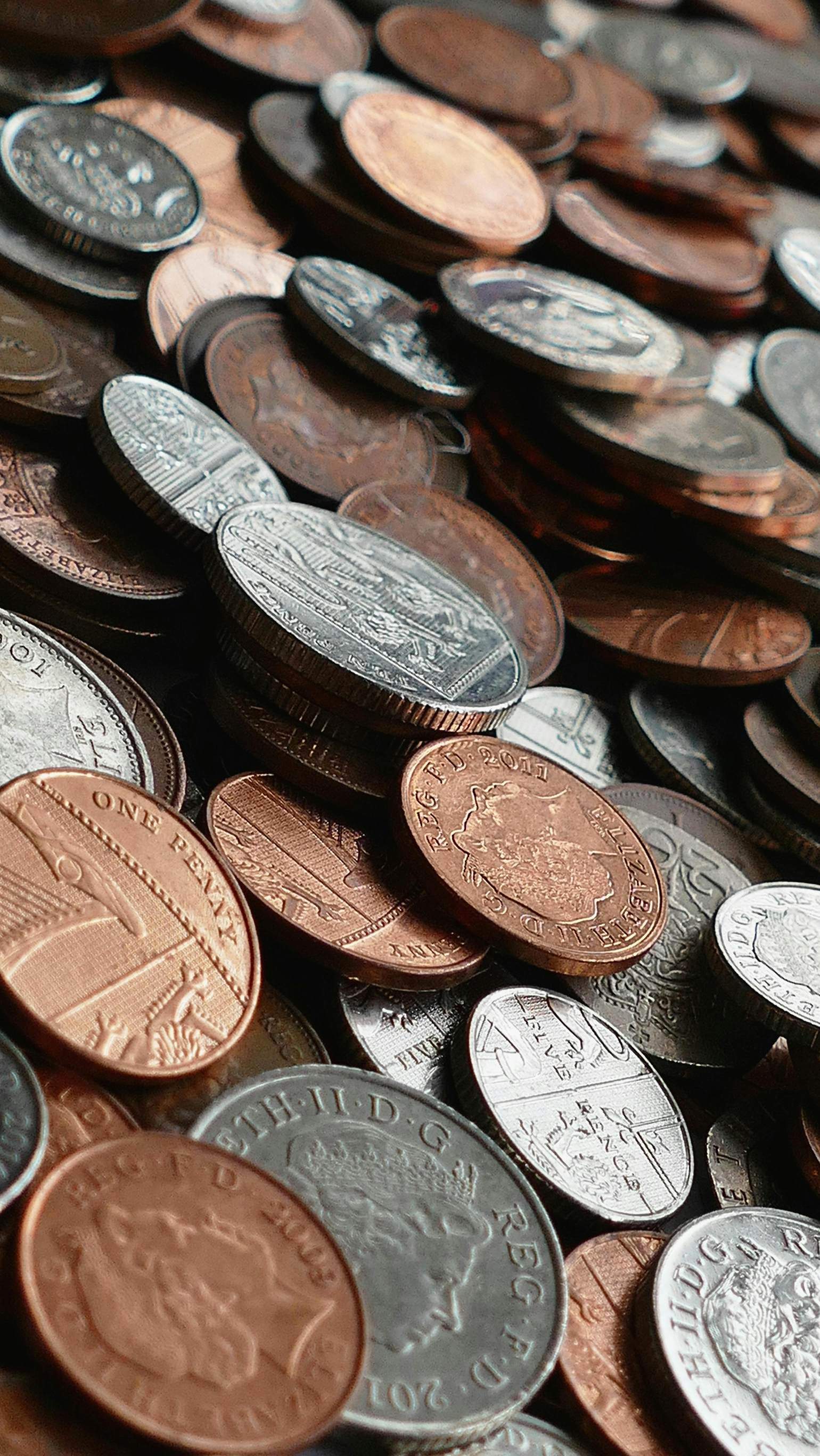 深度解读：影响纸黄金价格的多种因素及区块链技术的潜在应用
